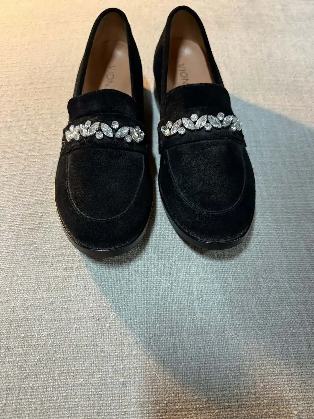 Vionic Avvy Jeweled Black Suede Loafers Size 7.5